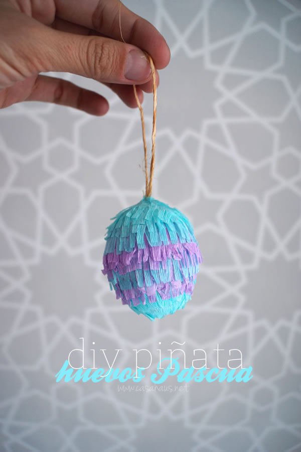 DIY Piñata Easter Eggs – Huevos de Pascua